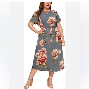 🌸🌸Grey Floral Printed Dress with Belt! 🌸🌸
